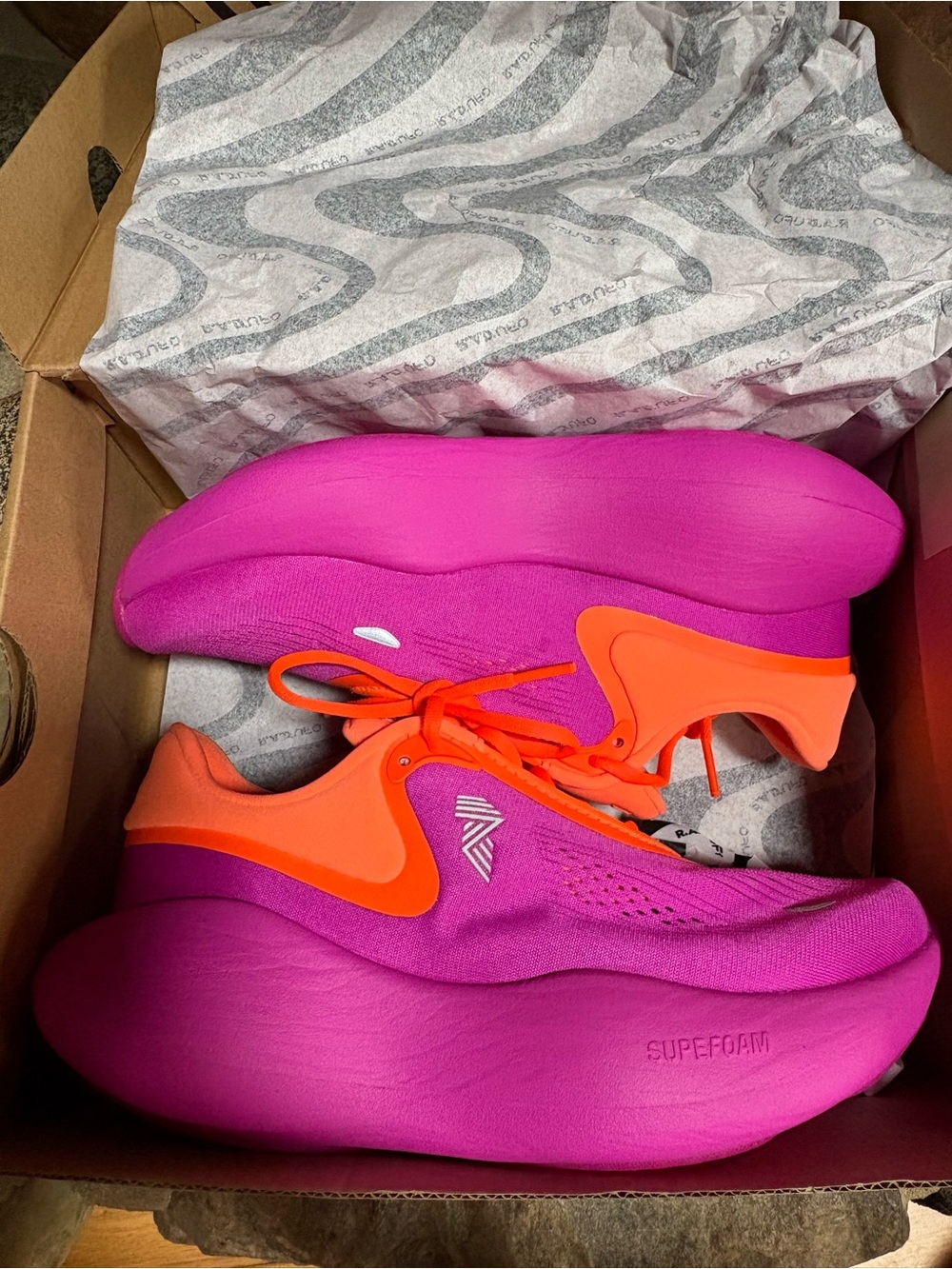 Women’s RAD’s UFO Runners in Pink & Orange - Picture 3 of 4
